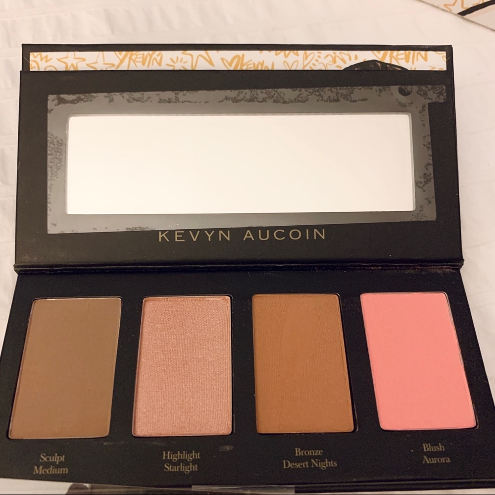 Kevyn Aucoin cheek palette